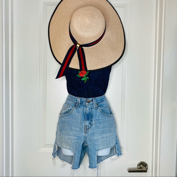 Distressed Unisex High Low Cut Out Jean Shorts 29 - Picture 8 of 12